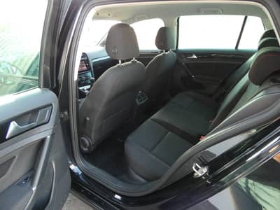 Volkswagen Golf 2.0 TDI Sound LED Navi ACC HiFi SHZ 17" 2-H — slika 8