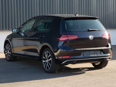 Volkswagen Golf 2.0 TDI Sound LED Navi ACC HiFi SHZ 17" 2-H — slika 28