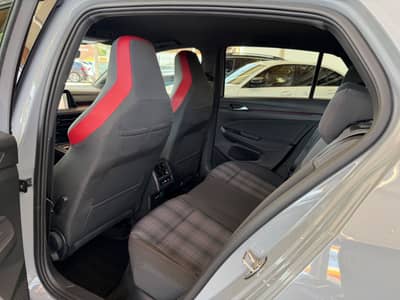 Volkswagen Golf VIII Lim. GTI LED ACC KAM. — slika 23