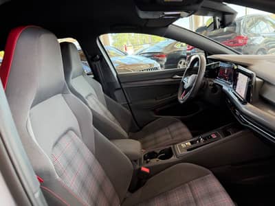 Volkswagen Golf VIII Lim. GTI LED ACC KAM. — slika 17
