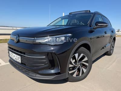 Volkswagen Tiguan 2.0 TDI*DSG*LIFE*PANORAMA*NAVI*LED*KAMERA — slika 1