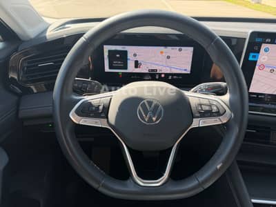 Volkswagen Tiguan 2.0 TDI*DSG*LIFE*PANORAMA*NAVI*LED*KAMERA — slika 8