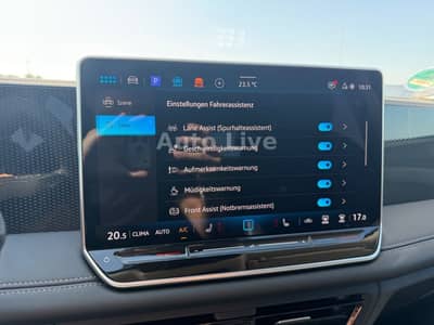 Volkswagen Tiguan 2.0 TDI*DSG*LIFE*PANORAMA*NAVI*LED*KAMERA — slika 13