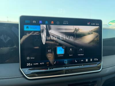 Volkswagen Tiguan 2.0 TDI*DSG*LIFE*PANORAMA*NAVI*LED*KAMERA — slika 11