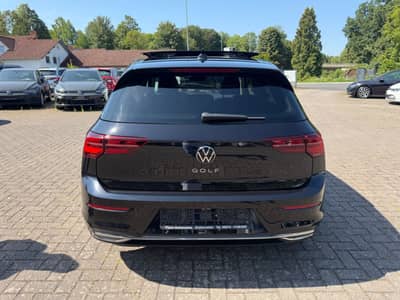 Volkswagen Golf VIII 2.0 TDI Active PANO HEADUP AHK MATRIX — slika 10