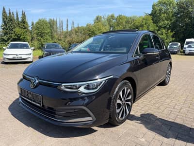 Volkswagen Golf VIII 2.0 TDI Active PANO HEADUP AHK MATRIX — slika 2