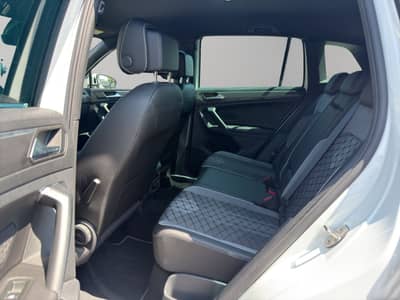 Volkswagen Tiguan R-Line 4Motion*Matrix*ACC*App*Ambiente* — slika 11