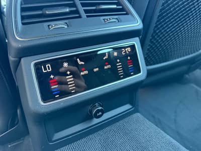 Audi A6 35TDI S Tronic*AHK*PANO*VIRTUAL*Bang&Olufsen* — slika 31