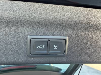 Audi A6 35TDI S Tronic*AHK*PANO*VIRTUAL*Bang&Olufsen* — slika 34