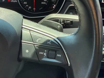 Audi A4 40 TDI Quattro S Tronic*NAVI*MATRIX*ACC*LEDER — slika 19