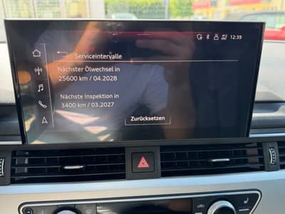 Audi A4 40 TDI Quattro S Tronic*NAVI*MATRIX*ACC*LEDER — slika 22