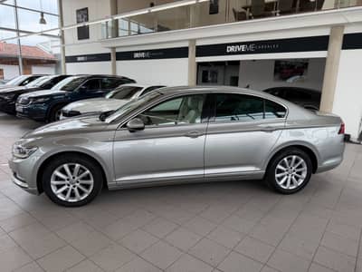 Volkswagen Passat Lim. Highline 2.0TDI DSG Virtual ACC LED — slika 6