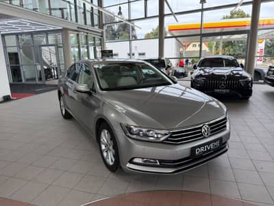 Volkswagen Passat Lim. Highline 2.0TDI DSG Virtual ACC LED — slika 4