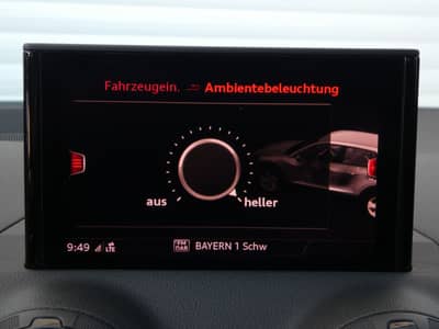 Audi Q2 30 TDI S tronic 2xS-LINE LED Navi B&O SHZ GRA — slika 11