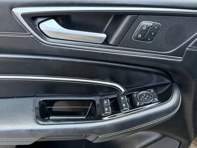 Ford S-MAX VIGNALE*NAVI*PANO*LED*7 Sitzer*LEDER* — slika 15