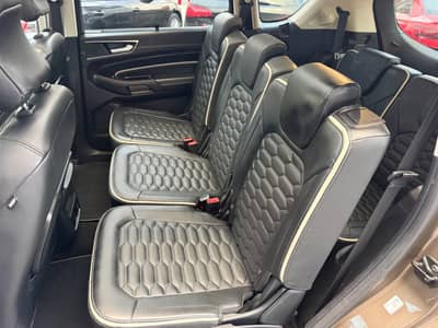 Ford S-MAX VIGNALE*NAVI*PANO*LED*7 Sitzer*LEDER* — slika 26