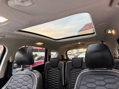 Ford S-MAX VIGNALE*NAVI*PANO*LED*7 Sitzer*LEDER* — slika 23