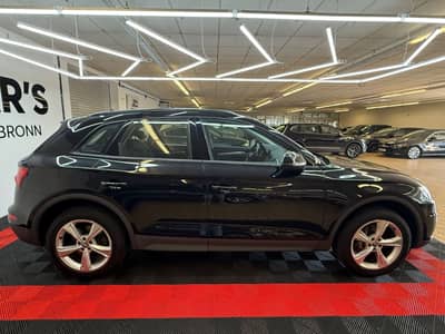 Audi Q5 40 TDI Quattro/Navi/Leder/Xenon/TOP — slika 6