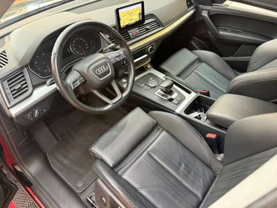 Audi Q5 40 TDI Quattro/Navi/Leder/Xenon/TOP — slika 11