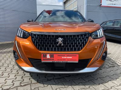 Peugeot 2008 GT ACC/Pano/Allwetter/LED/PDC+Kamera/Assist — slika 17