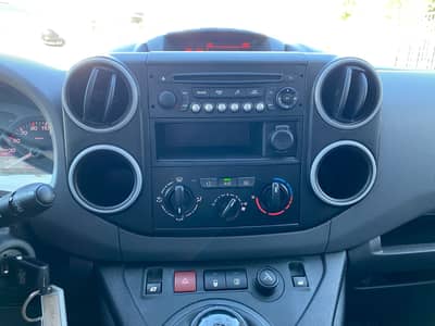 Peugeot Partner L2 Komfort Plus BOTT-System/Tempo/Klima — slika 9