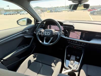 Audi A3 35 TDI*S TRONIC*PANORAMA*VIRTUAL*NAVI*MATRIX* — slika 24