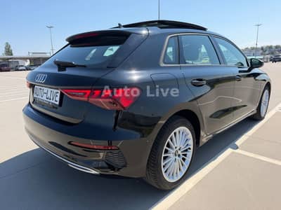 Audi A3 35 TDI*S TRONIC*PANORAMA*VIRTUAL*NAVI*MATRIX* — slika 5