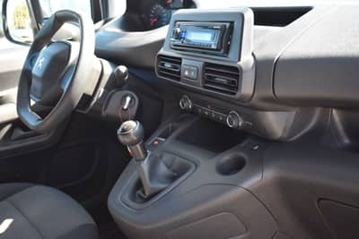 Peugeot Partner Pro L2 /PDC/Schiebetür/Anhänger/Klima — slika 17