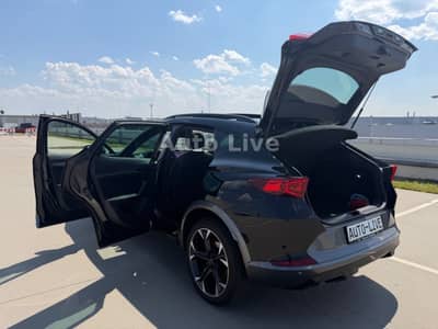 Cupra Formentor 2.0*4M*NAVI*PAN*VIR*LED*AHK* — slika 32