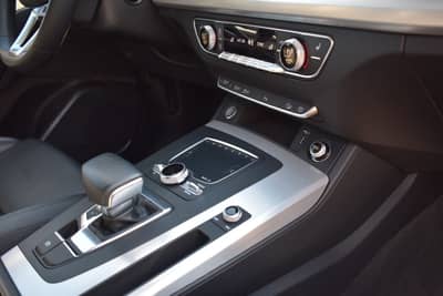 Audi Q5 40 TDI quattro sport/Anhänger/LED/Tempomat — slika 14