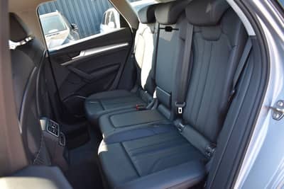 Audi Q5 40 TDI quattro sport/Anhänger/LED/Tempomat — slika 19