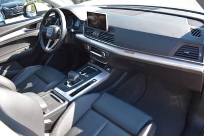 Audi Q5 40 TDI quattro sport/Anhänger/LED/Tempomat — slika 5