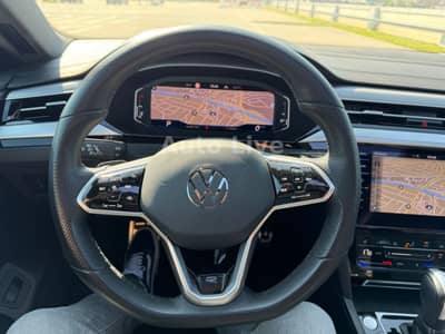 Volkswagen Arteon 2.0 TDI*DSG*R LINE*PANO*IQ*VIRTUA*AHK*VOL — slika 9