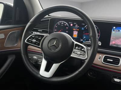 Mercedes-Benz GLE 400d AMG-Line 4Matic*Pano*Night*360*Air*Dist — slika 13