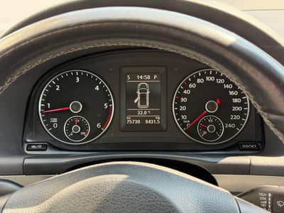 Volkswagen Touran LIFE 1.6TDI DSG*NAVI*KLIMA*PDC*75.000km* — slika 16