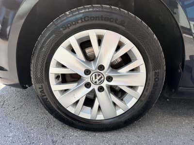 Volkswagen Touran LIFE 1.6TDI DSG*NAVI*KLIMA*PDC*75.000km* — slika 10