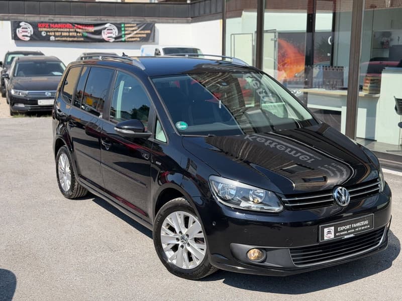 Volkswagen Touran LIFE 1.6TDI DSG*NAVI*KLIMA*PDC*75.000km*