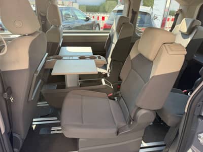 Volkswagen T7 Multivan 2.0 TDI DSG*Navi*StandHz*6 Sitze* — slika 23
