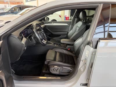Volkswagen Arteon R-Line Edition 4M 239PS ACC 360KAM VIRTUA — slika 14