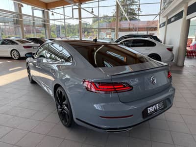 Volkswagen Arteon R-Line Edition 4M 239PS ACC 360KAM VIRTUA — slika 7