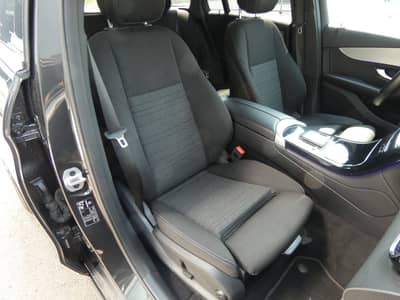 Mercedes-Benz GLC 200 d 4MATIC 1-Hand LED Navi AHK Kamera — slika 6