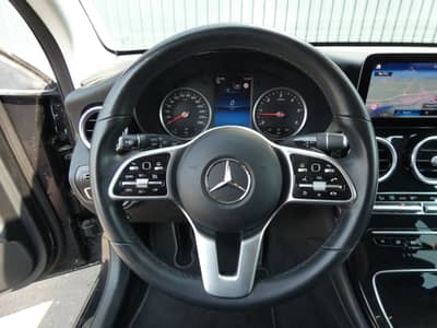 Mercedes-Benz GLC 200 d 4MATIC 1-Hand LED Navi AHK Kamera — slika 13