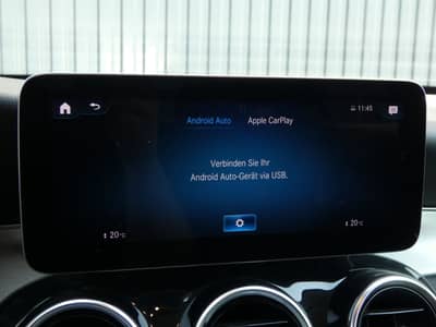 Mercedes-Benz GLC 200 d 4MATIC 1-Hand LED Navi AHK Kamera — slika 12