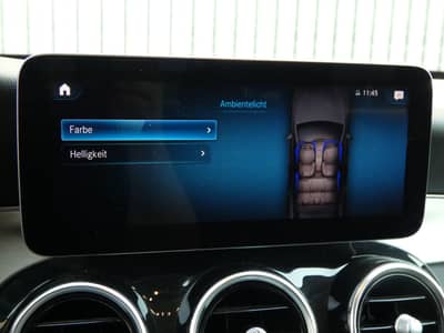 Mercedes-Benz GLC 200 d 4MATIC 1-Hand LED Navi AHK Kamera — slika 11