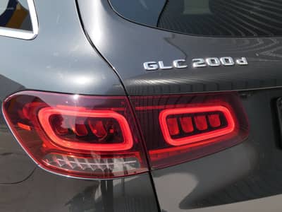 Mercedes-Benz GLC 200 d 4MATIC 1-Hand LED Navi AHK Kamera — slika 27