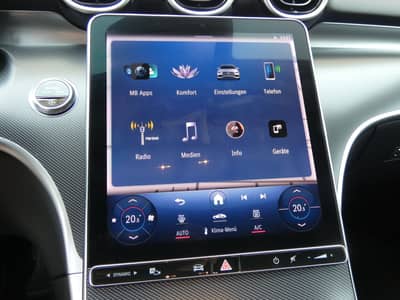 Mercedes-Benz C 220 d T 4MATIC LED Distronic Massag Ambi 360 — slika 11