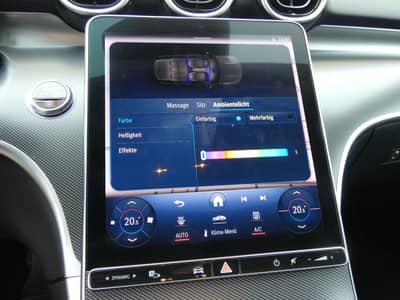 Mercedes-Benz C 220 d T 4MATIC LED Distronic Massag Ambi 360 — slika 13