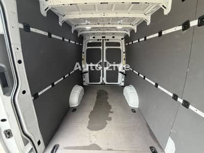 Volkswagen Crafter 35TDI*MAXI-HOCH-LANG*KLIMA*KAMERA*PDC!! — slika 23