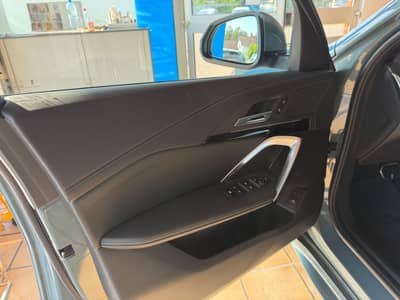 BMW X2 20 d xDrive M Sport PANO LED CAM AHK — slika 10