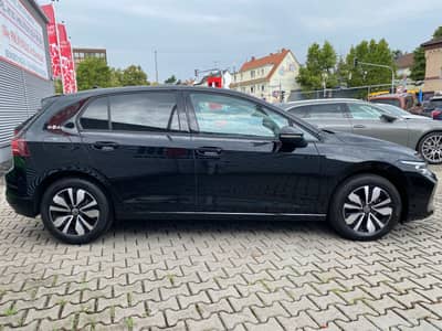 Volkswagen Golf VIII Lim. 2.0 TDI Goal ACC/AHK/Assistenz/Sh — slika 16